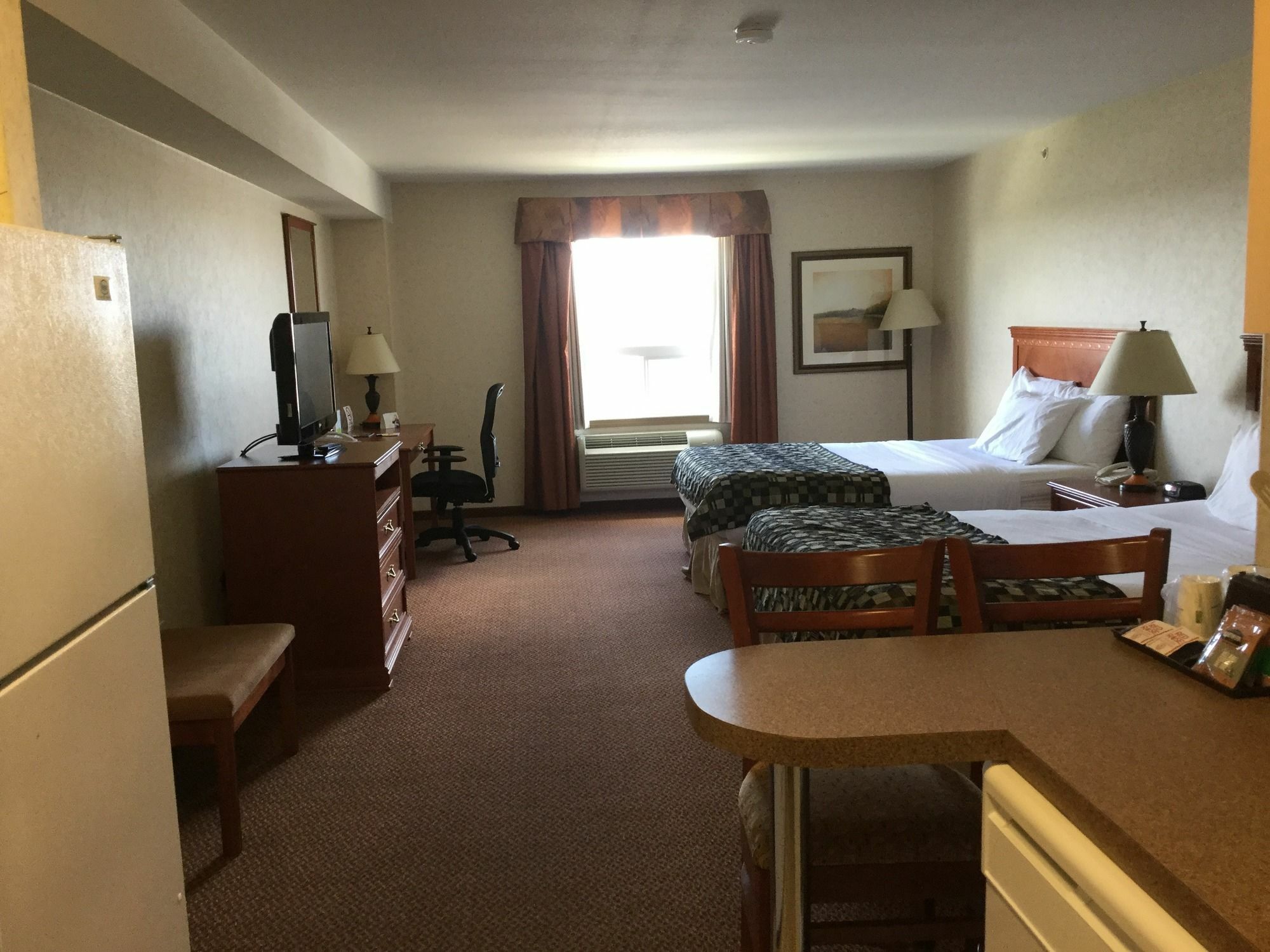 Super 8 By Wyndham Grande Prairie Hotel Exterior foto